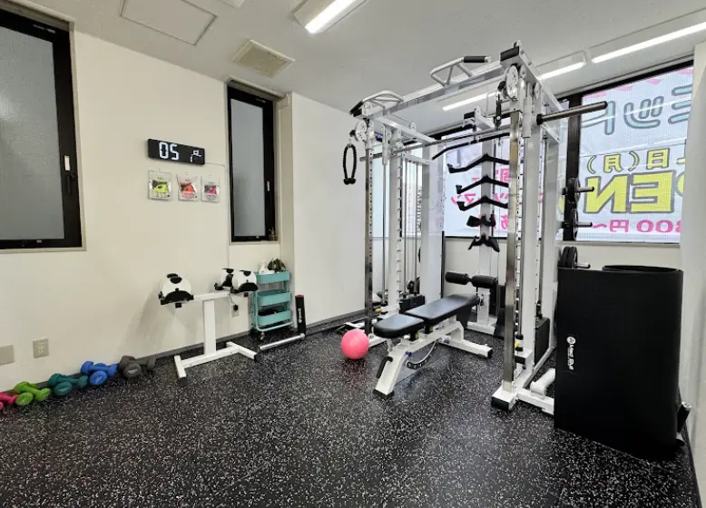 LIFMIT センター北店のジム内画像