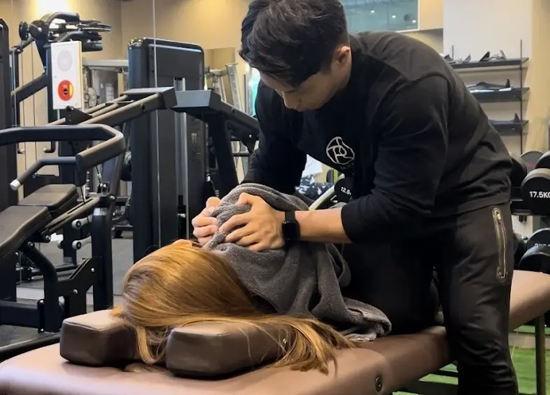 レクサーパーソナルジム中津店のパーソナルトレーニングの様子