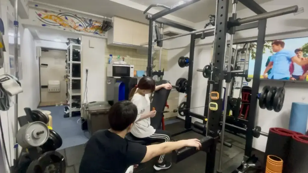 グッドライフジム代々木店でのセミパーソナルの様子