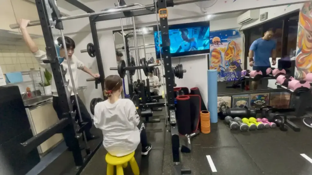 グッドライフジム代々木店でのセミパーソナルの様子