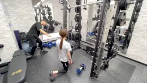 24/7Workout錦糸町四ツ目通店での体験トレーニングの様子（LYFTOFF-WOMAN-編集部Rana）