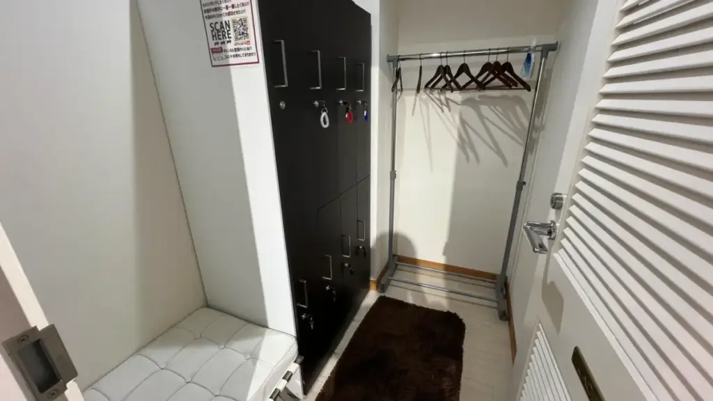 駅前筋肉留学GO三田・田町店のジム内画像