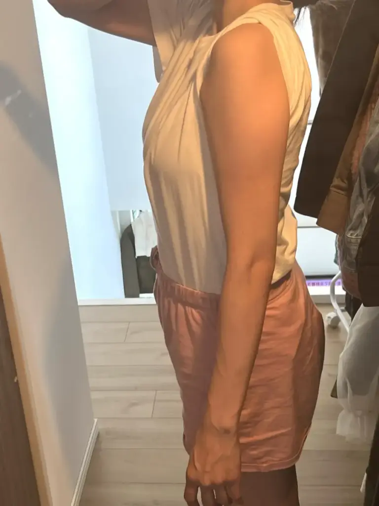 UNDEUX SUPERBODY LIFEで4ヶ月間の二の腕（左）の変化記録｜LYFTOFF-WOMAN編集部オリジナル