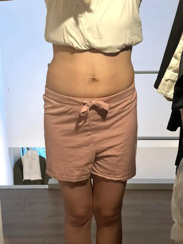 UNDEUX SUPERBODY LIFEの4ヶ月間でお腹の正面が引き締まっていく変化