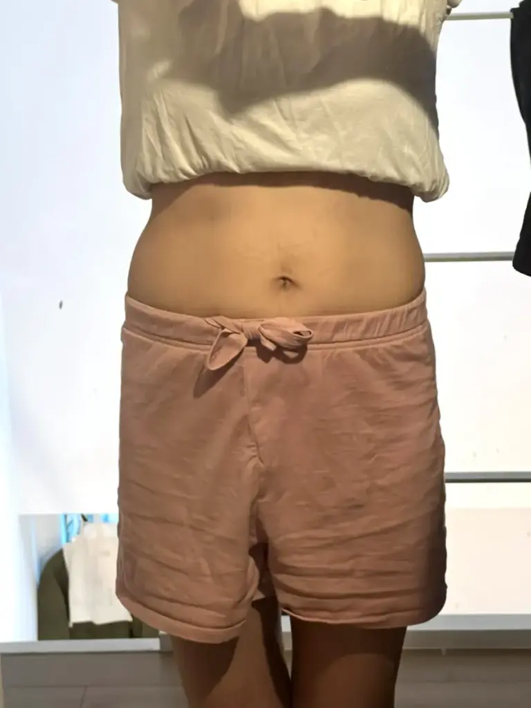 UNDEUX SUPERBODY LIFEの4ヶ月間でお腹の正面が引き締まっていく変化