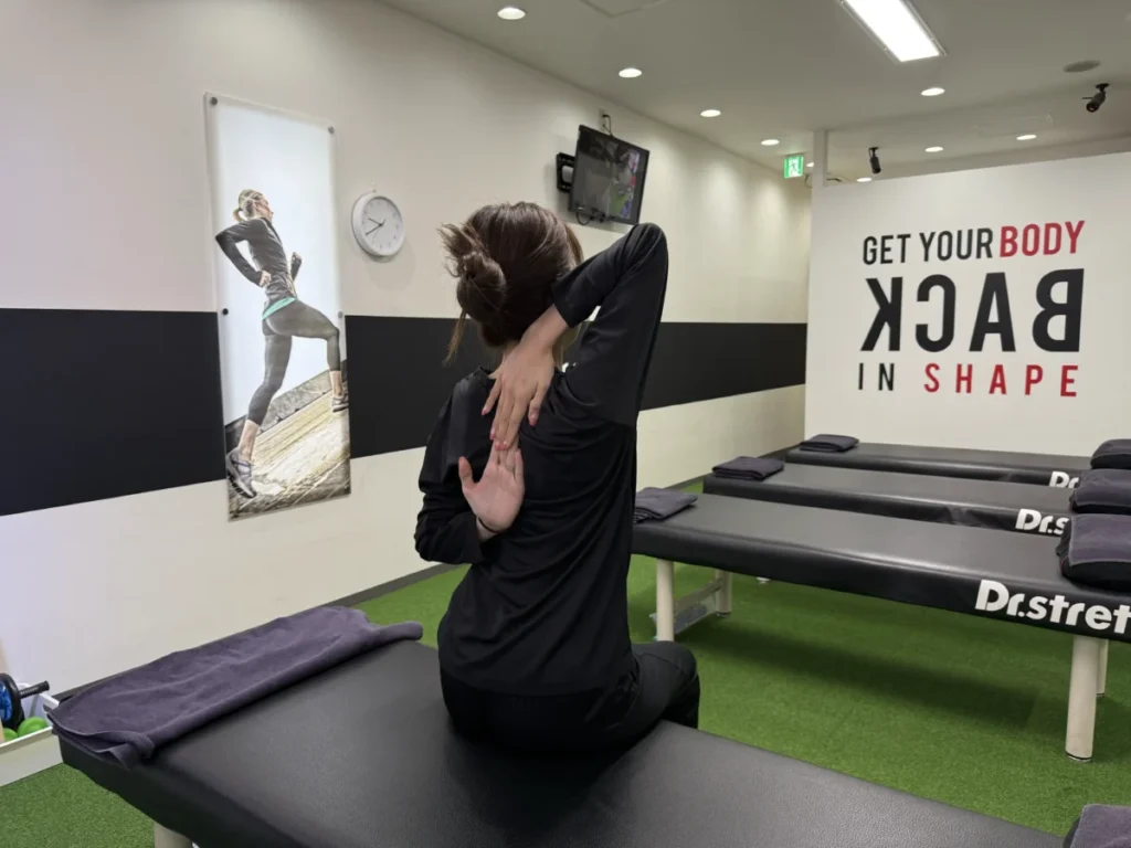 ドクターストレッチで実際に体験を受けた際の肩甲骨周りの柔軟性チェック(アフター)